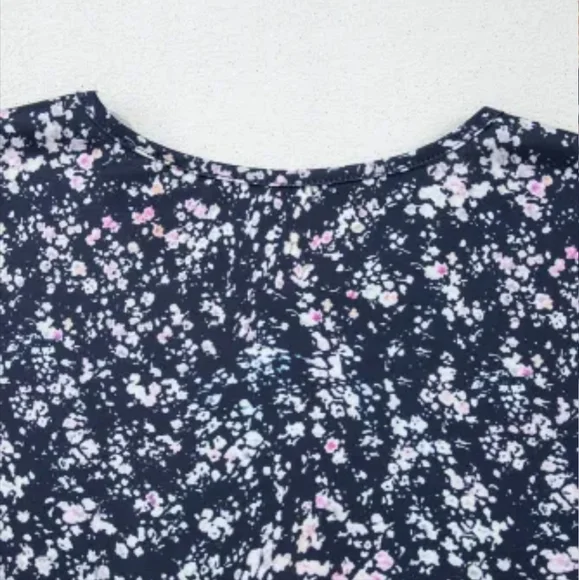 ❤️New Floral Patchwork Blouse - Navy, Pink, and Orange - Picture 4 of 16
